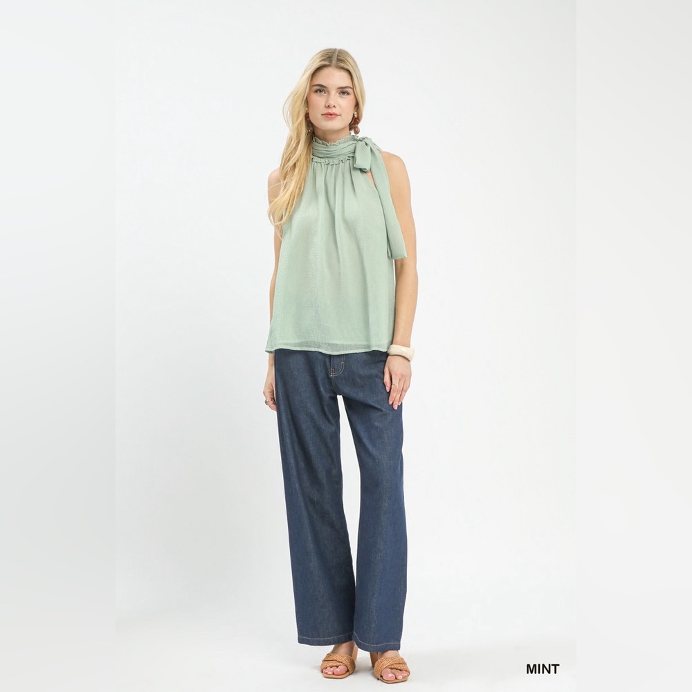 Umgee Halter Tie Neck Sleeveless Chiffon Top – Mint🛍️